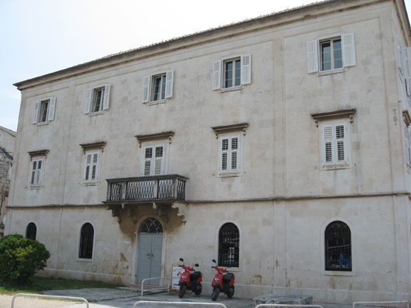 apartments Soba Trogir